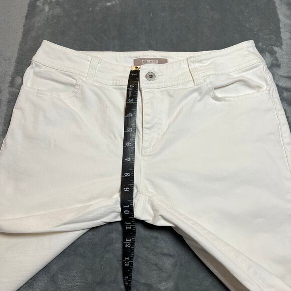 Chico's Embellished Capri Jeans Size 4/S Casual Preppy Coastal Beach Minimalist - Picture 9 of 10